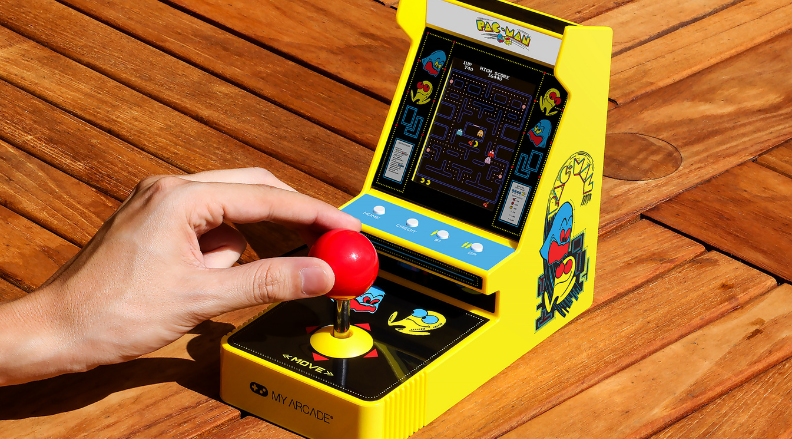 CEDEZ À LA MODE DU RETRO-GAMING